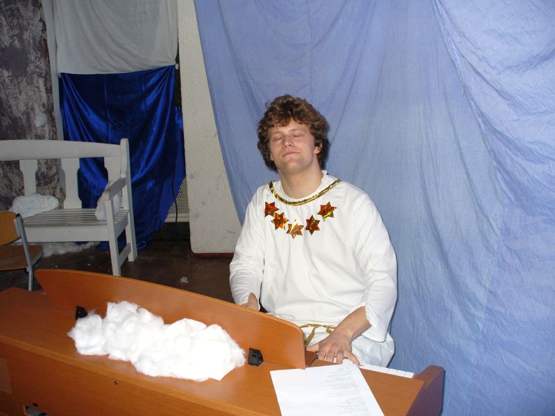 Christian Schällert am Klavier im Himmel 1